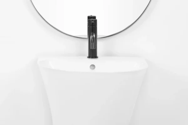 LAVOAR FREESTANDING RITA WHITE